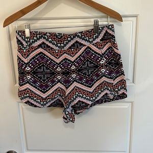 Express Geometric Short